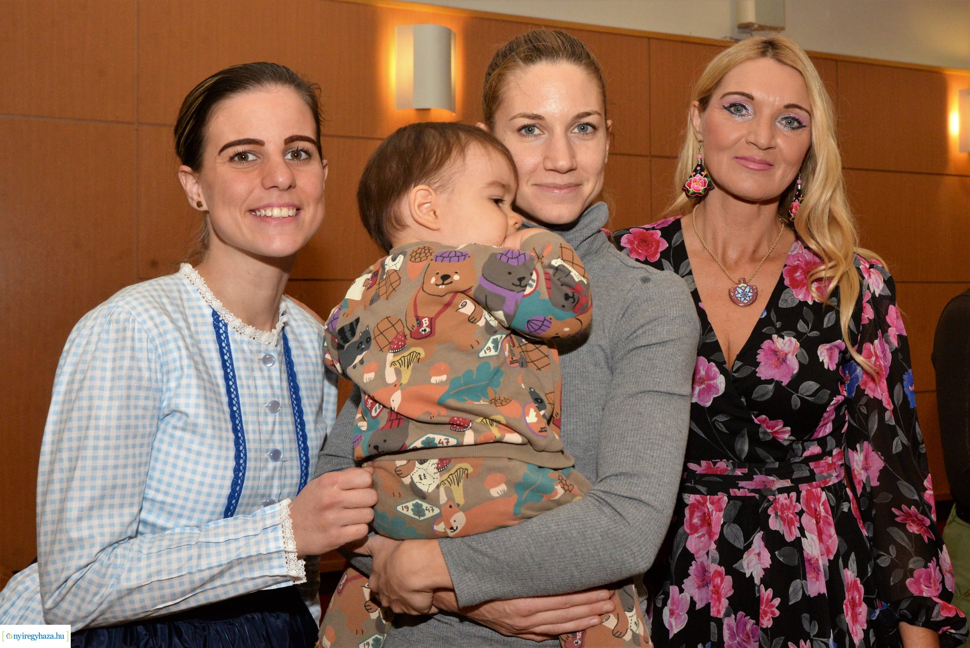 Csillagrege kötetbemutató Nyíregyházán