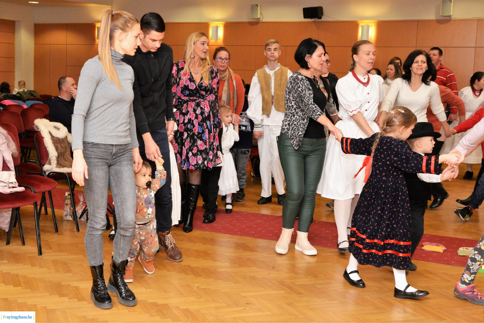 Csillagrege kötetbemutató Nyíregyházán