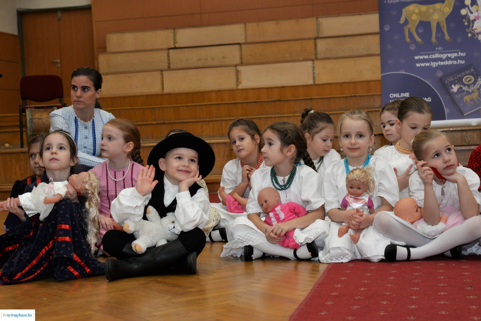 Csillagrege kötetbemutató Nyíregyházán