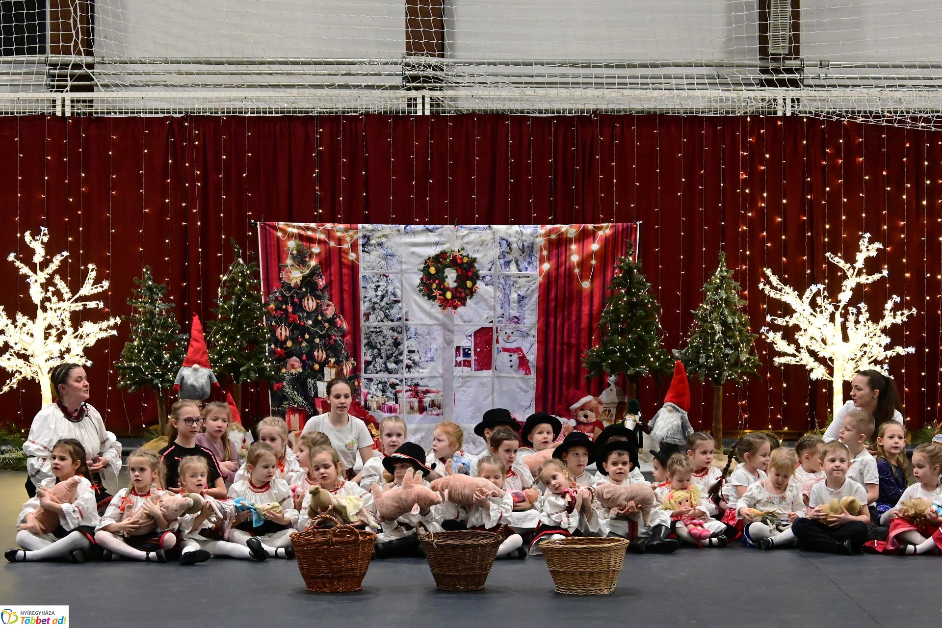 Csillagrege - táncos karácsonyra hangolódás a Bem József Általános Iskolában