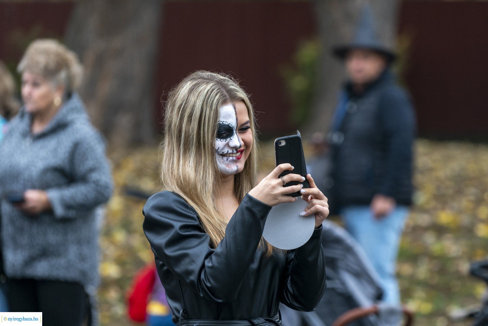 "Csokit vagy csalunk!" - Halloween-i felvonulás Oroson
