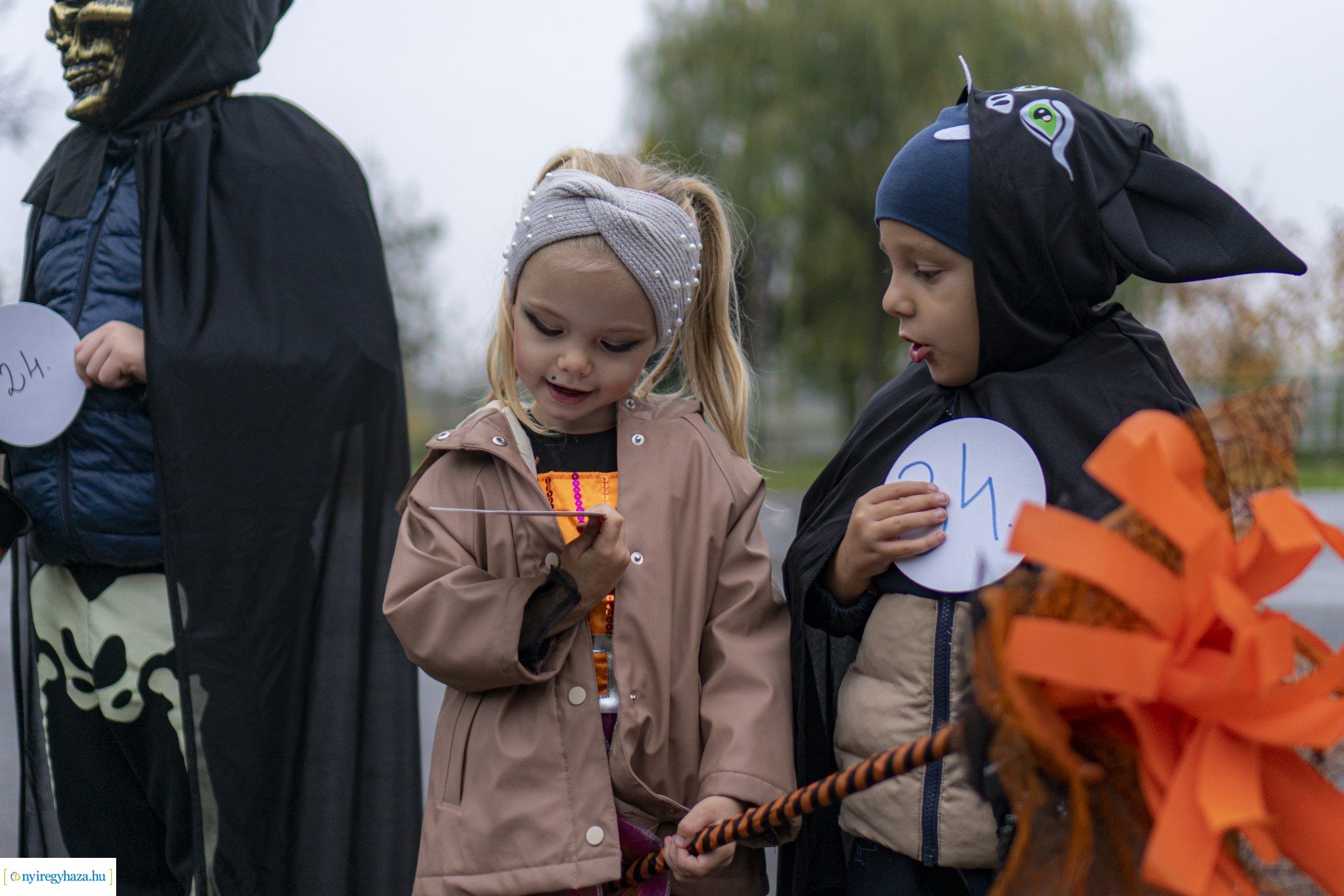"Csokit vagy csalunk!" - Halloween-i felvonulás Oroson