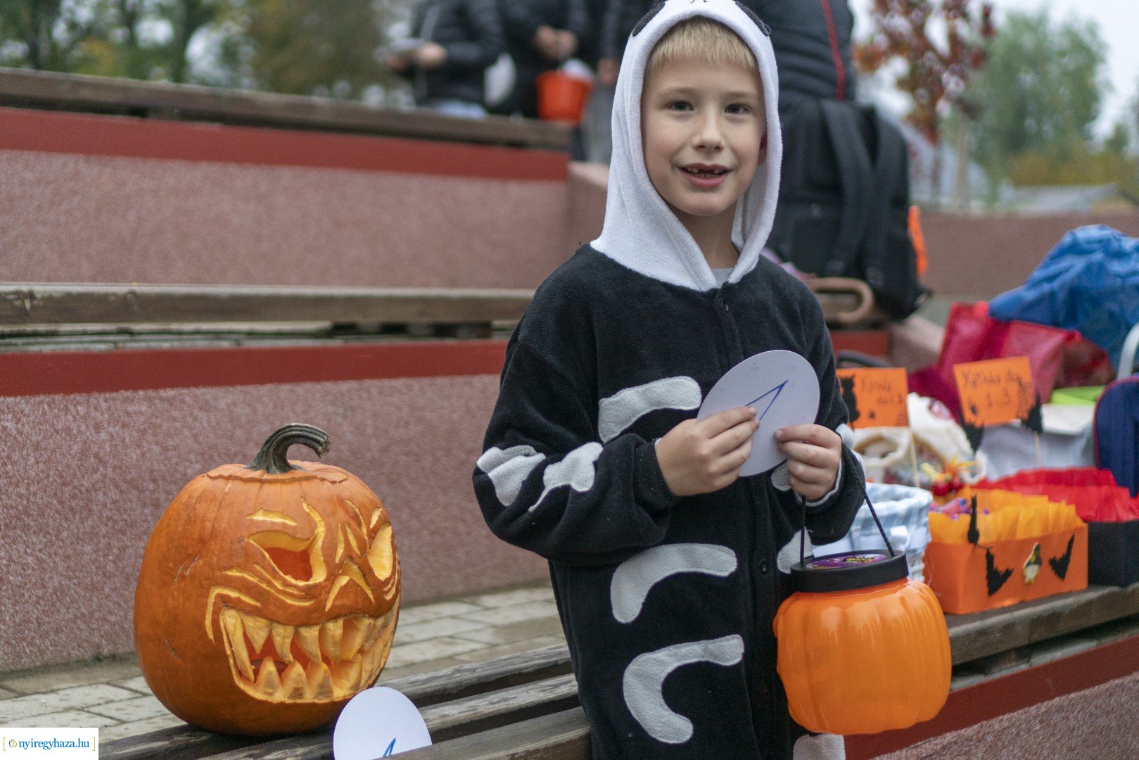 "Csokit vagy csalunk!" - Halloween-i felvonulás Oroson