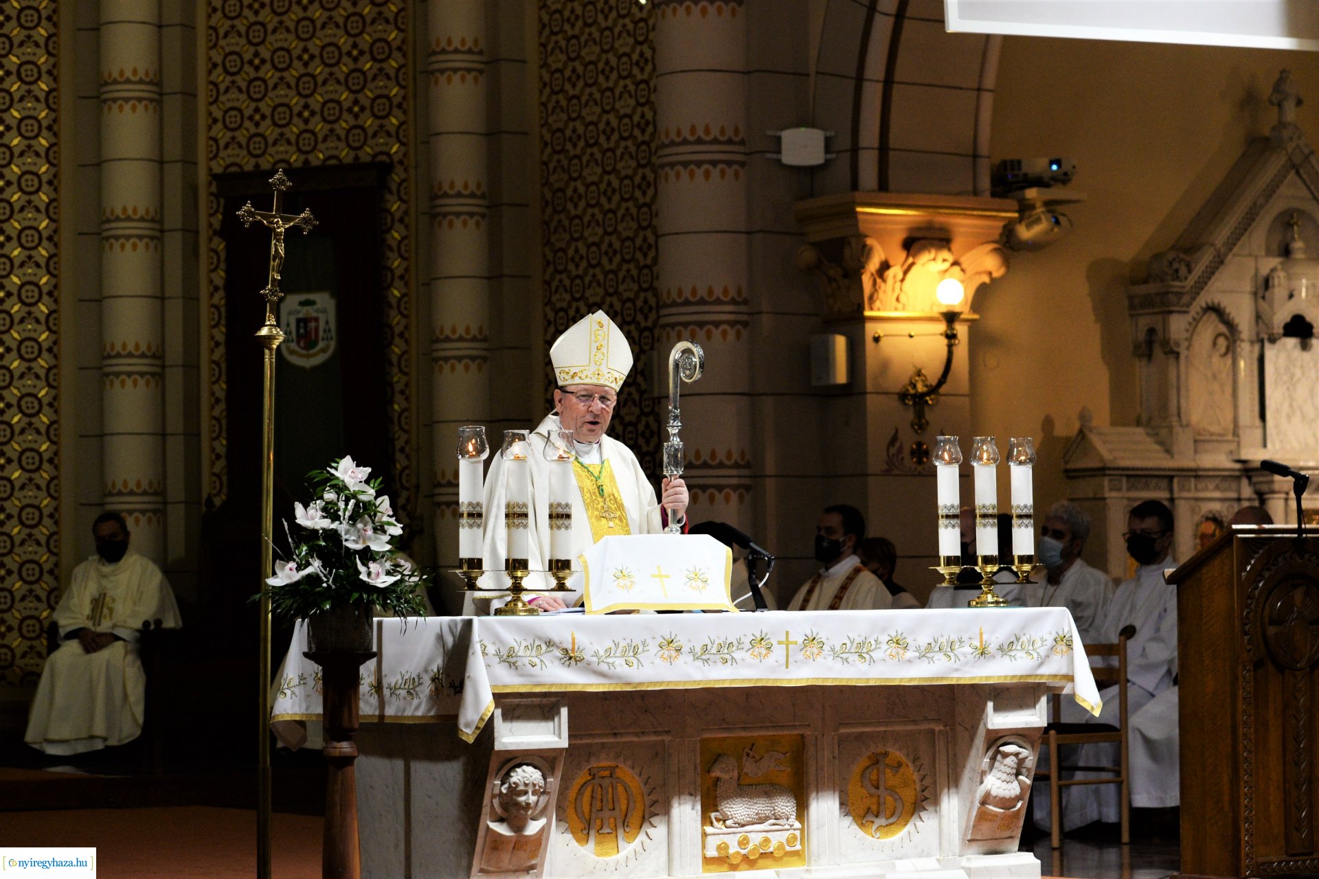 Csordás Gábor plébános beiktatása 