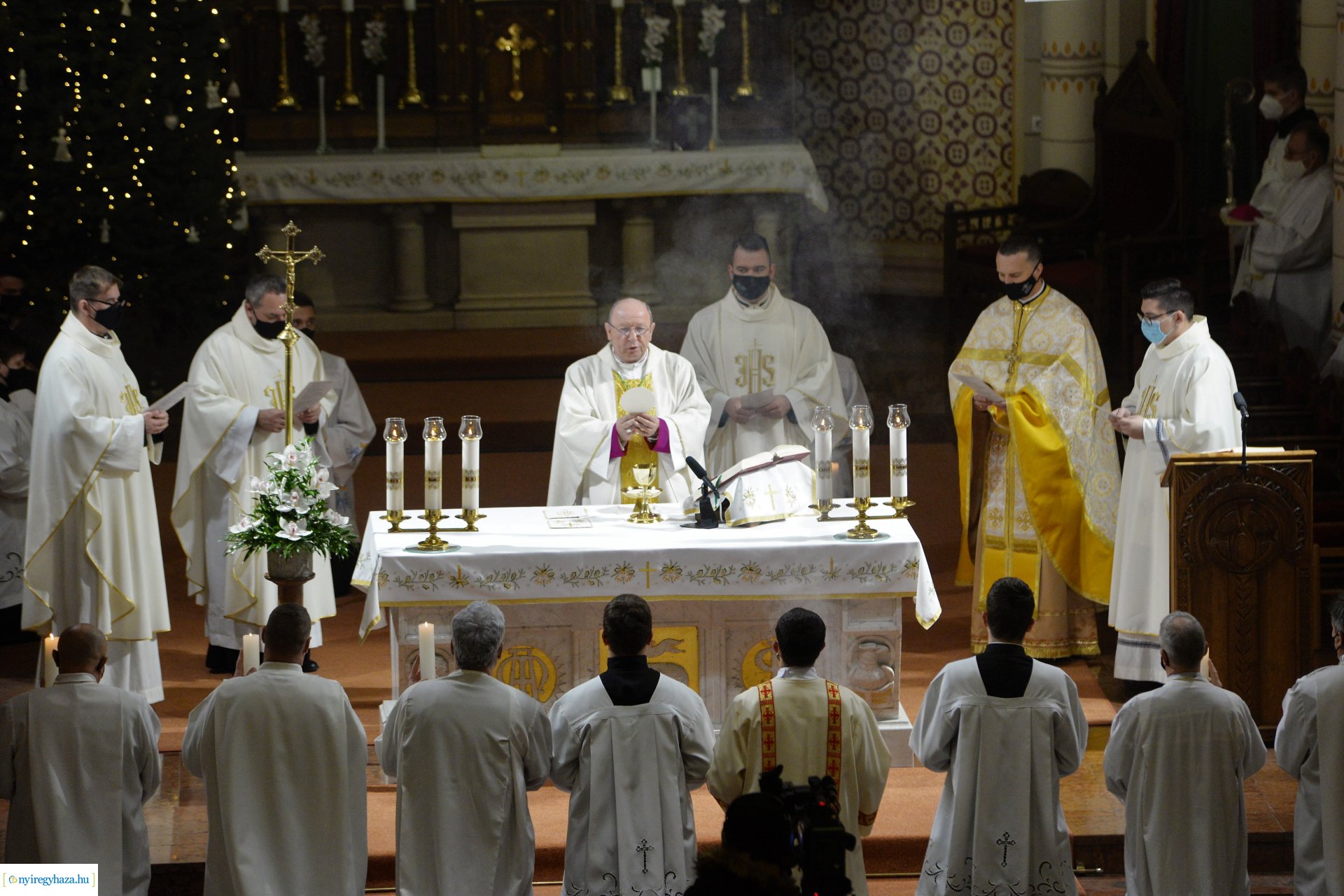 Csordás Gábor plébános beiktatása 