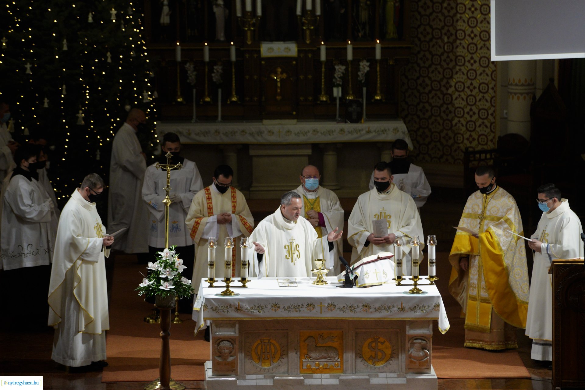 Csordás Gábor plébános beiktatása 