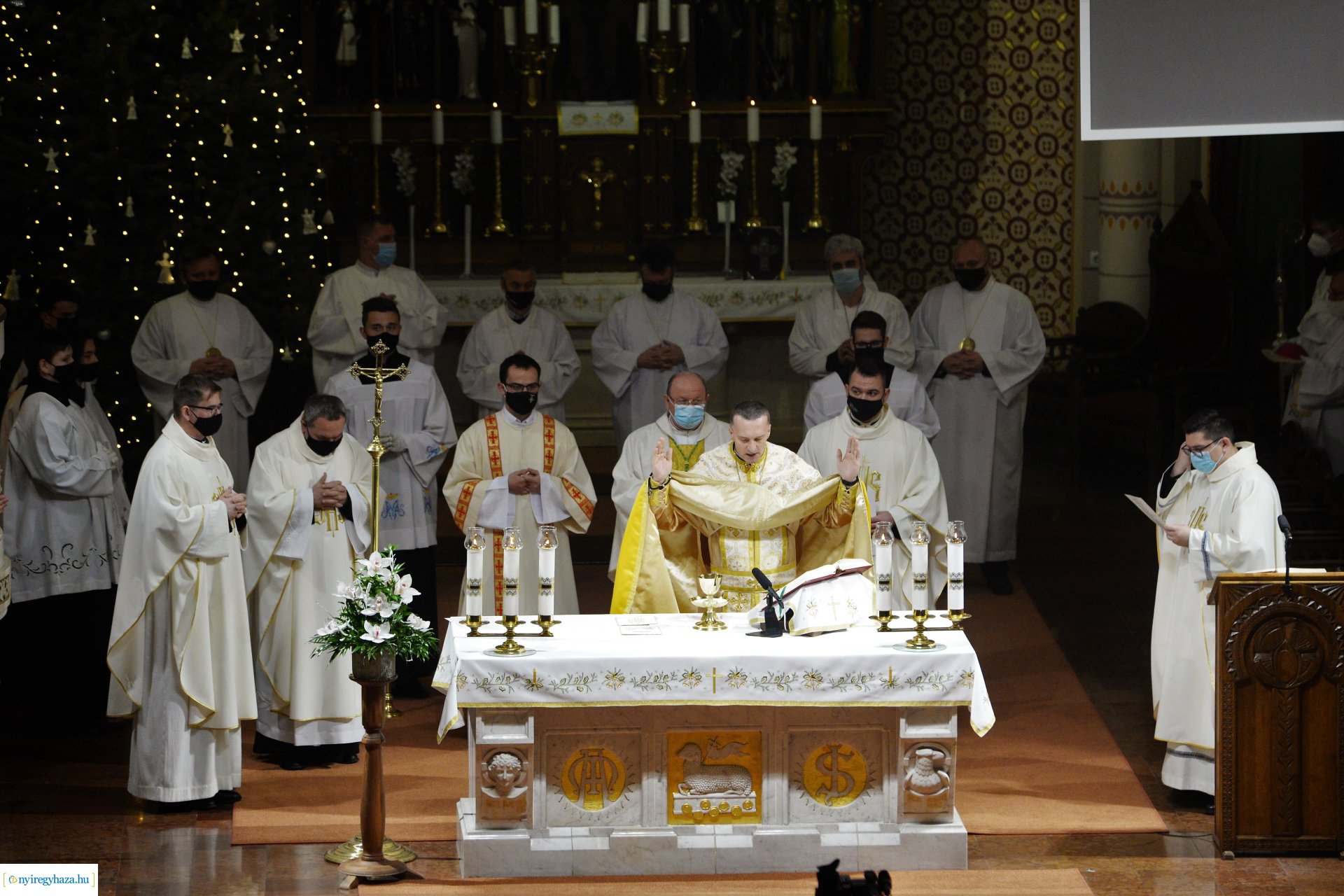 Csordás Gábor plébános beiktatása 