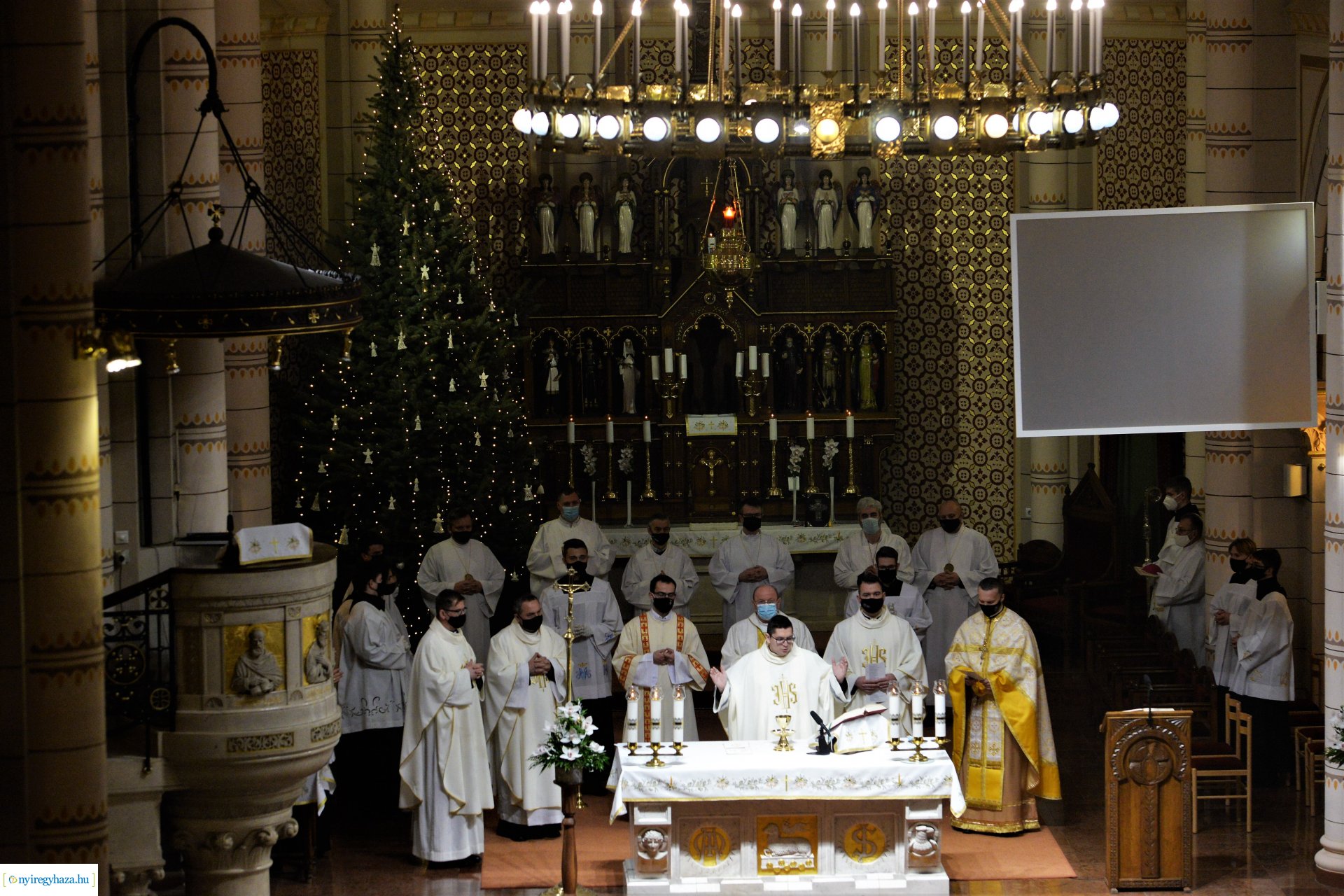 Csordás Gábor plébános beiktatása 