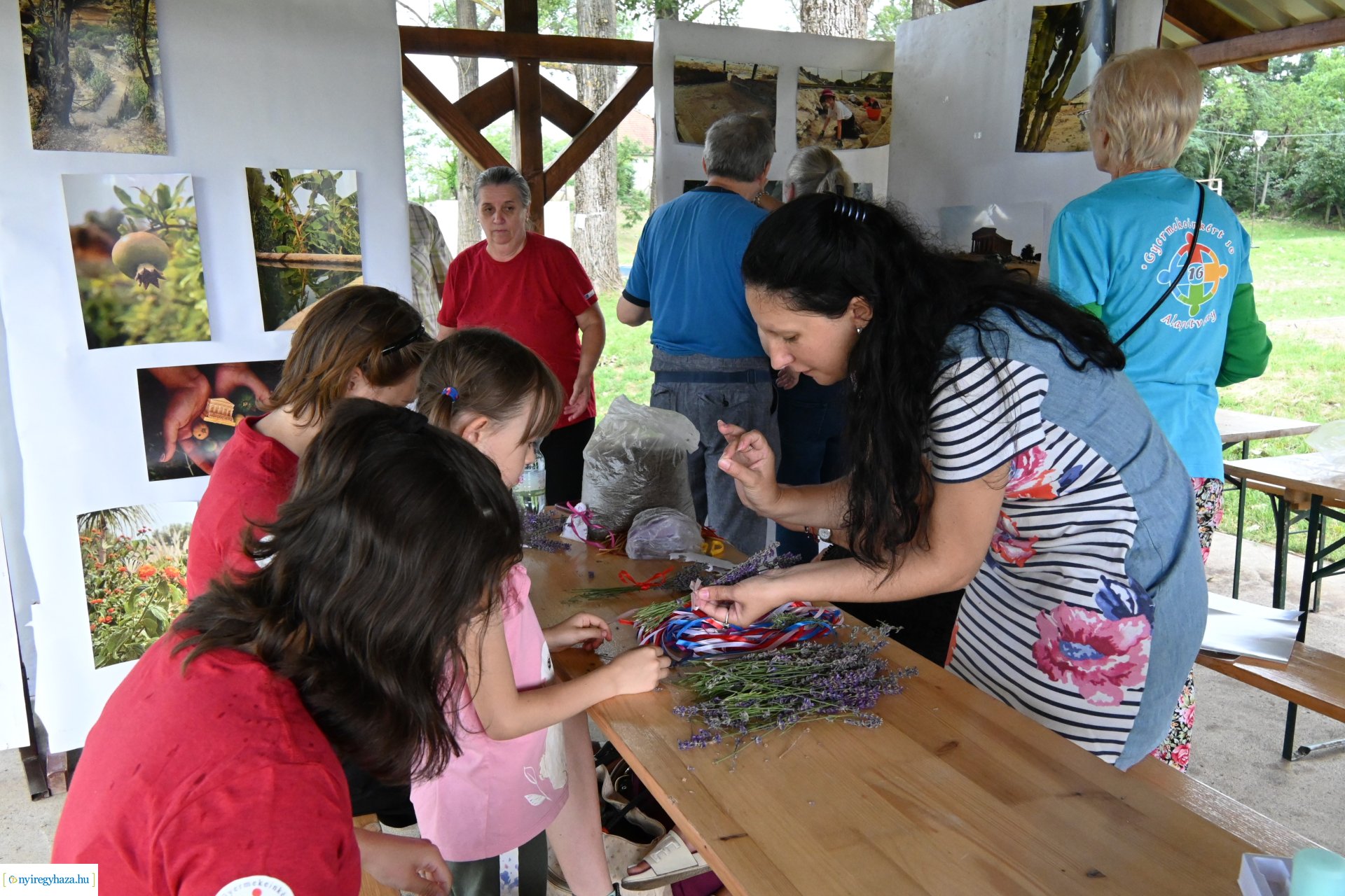 Csütörtökön sportnapot tartottak a "Gyermekeinkért 16" Alapítvány Erasmus program résztvevői