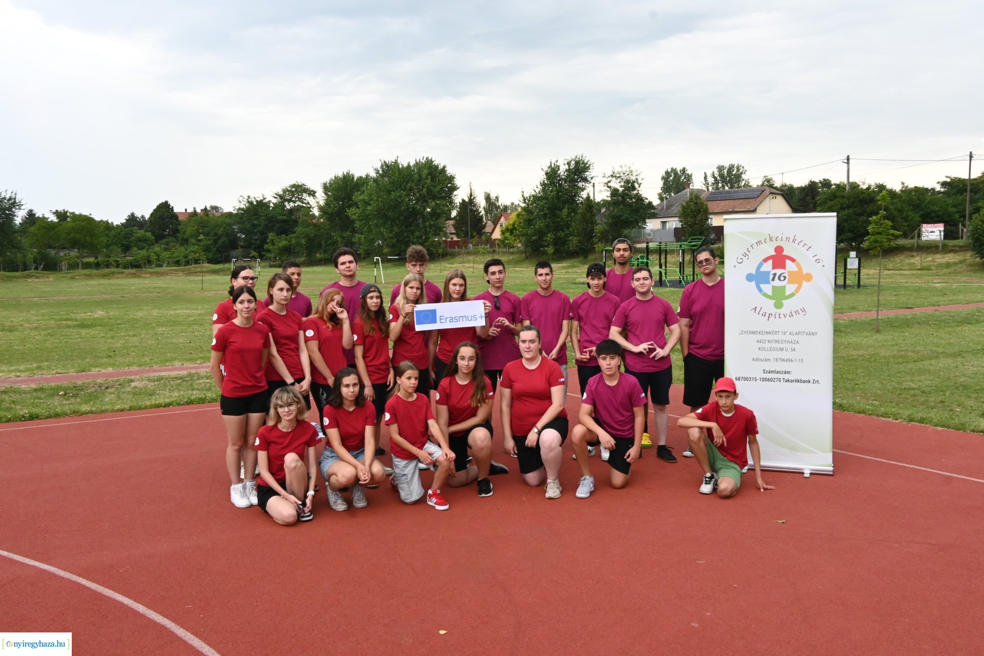 Csütörtökön sportnapot tartottak a "Gyermekeinkért 16" Alapítvány Erasmus program résztvevői