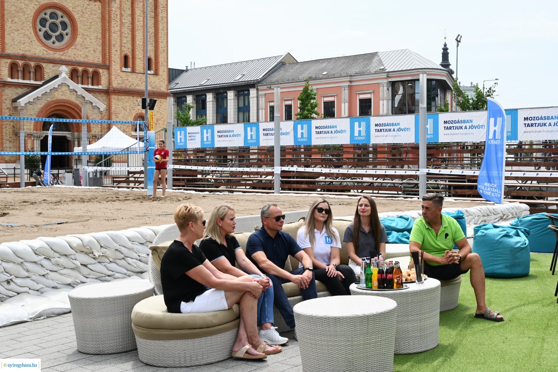 Csütörtöktől a röplabdáé a főszerep a belvárosban