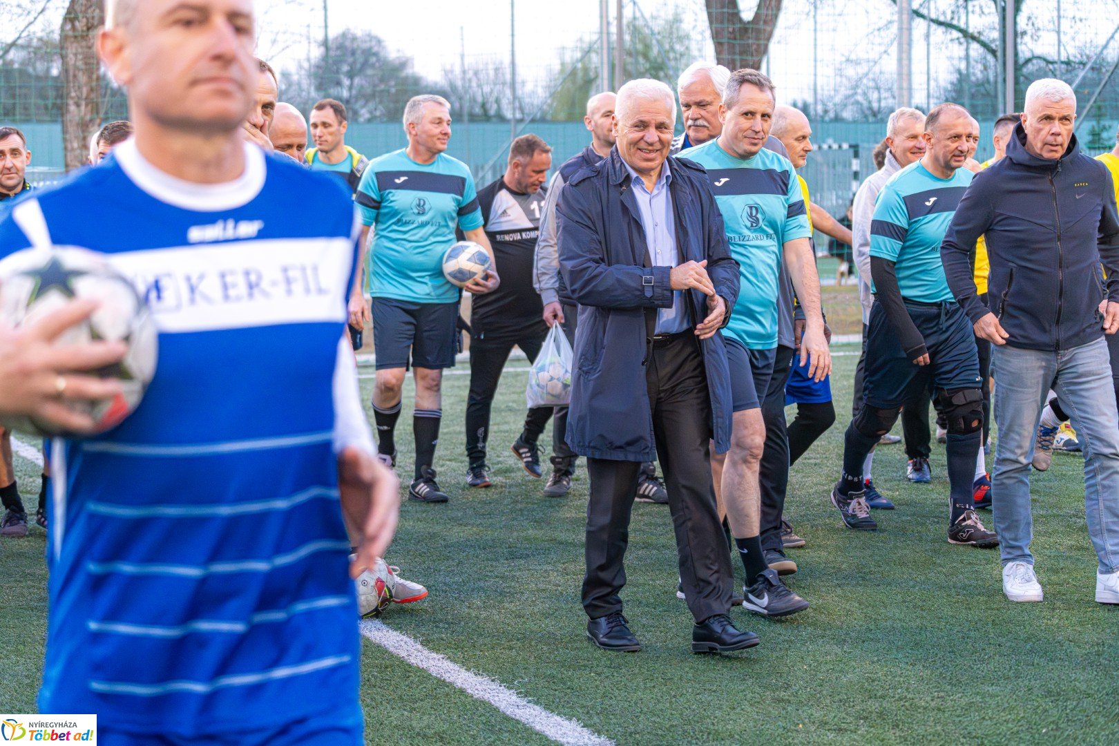 Decathlon SelyemBer Kft Nyíregyházi SC Kispályás Bajnokság kezdőrúgás