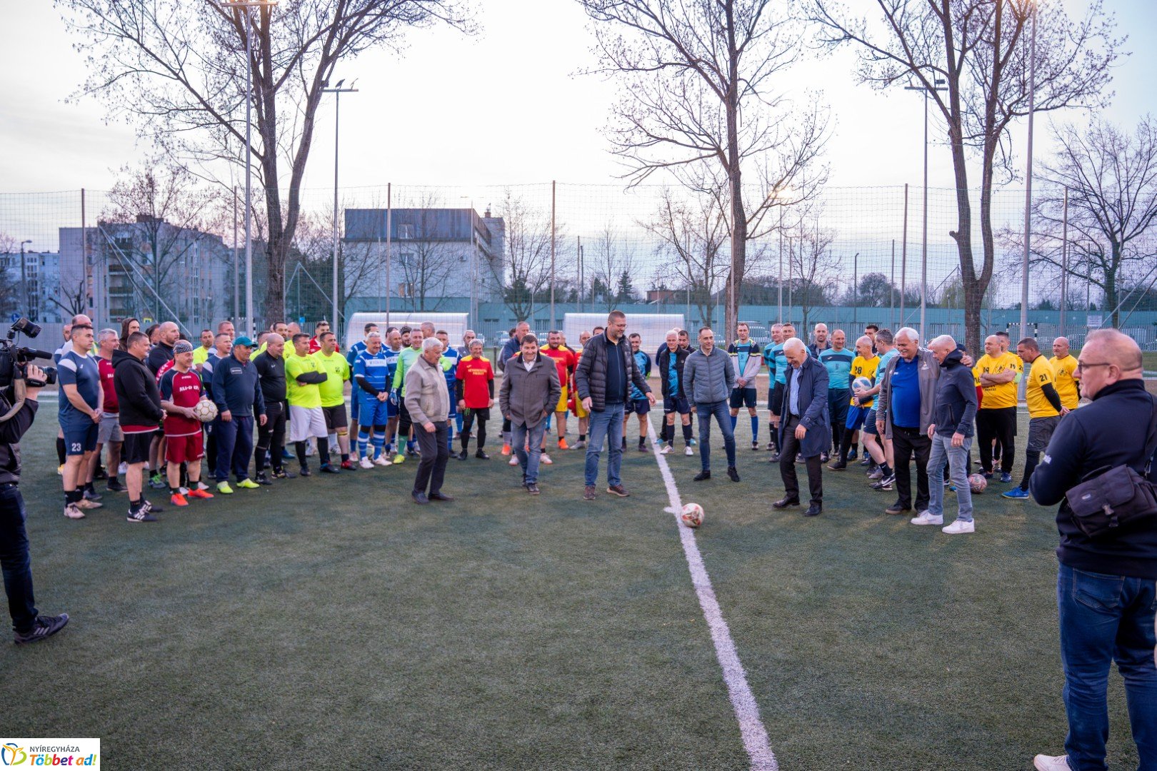 Decathlon SelyemBer Kft Nyíregyházi SC Kispályás Bajnokság kezdőrúgás