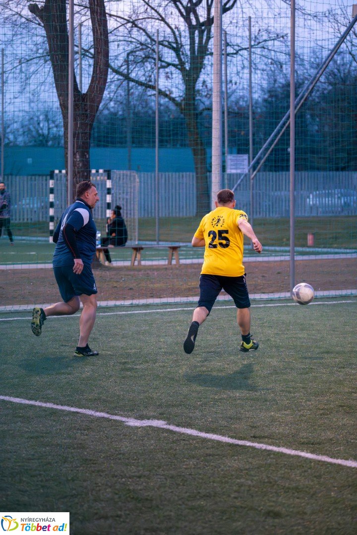 Decathlon SelyemBer Kft Nyíregyházi SC Kispályás Bajnokság kezdőrúgás