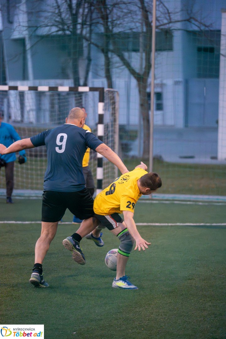 Decathlon SelyemBer Kft Nyíregyházi SC Kispályás Bajnokság kezdőrúgás