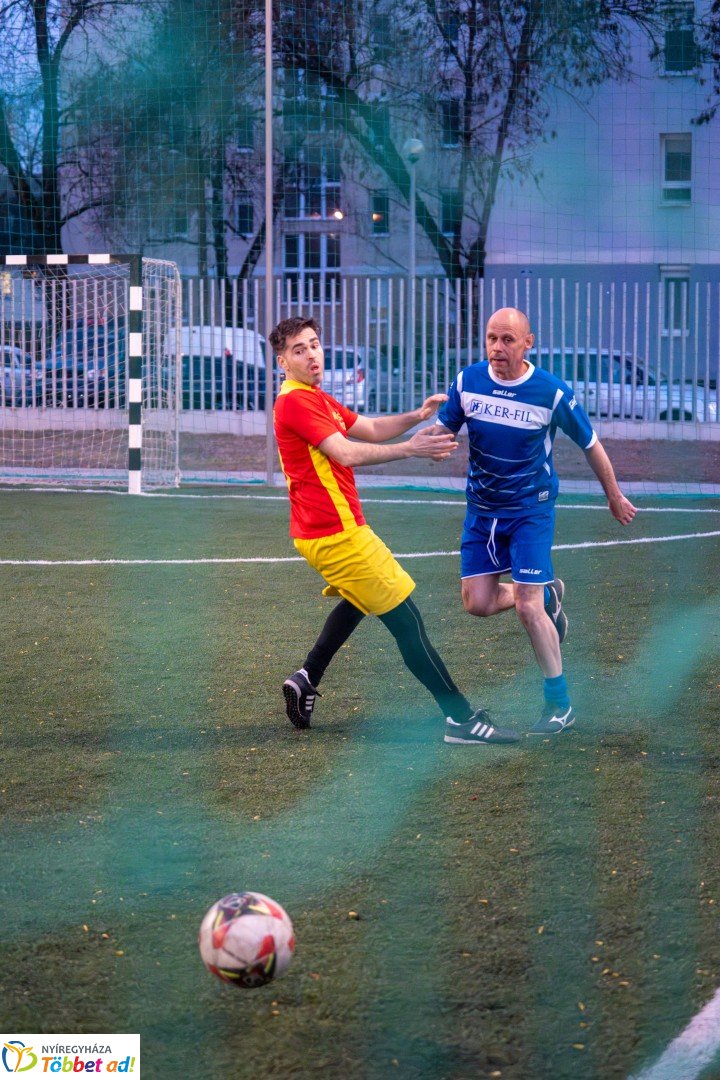 Decathlon SelyemBer Kft Nyíregyházi SC Kispályás Bajnokság kezdőrúgás
