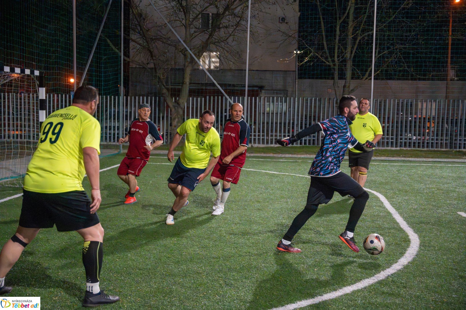 Decathlon SelyemBer Kft Nyíregyházi SC Kispályás Bajnokság kezdőrúgás