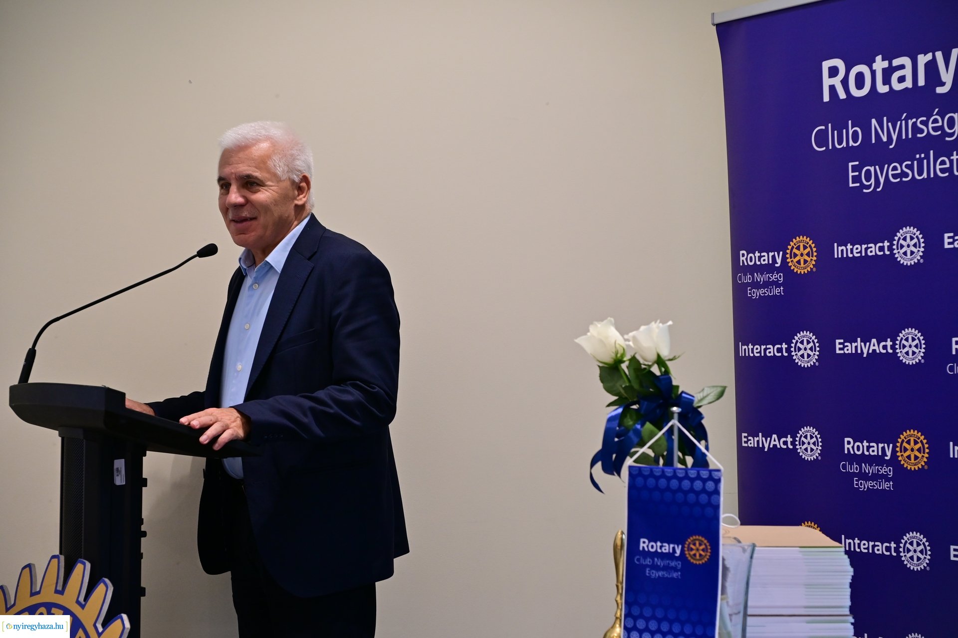 Defibrillátor a Rotary-tól 2024