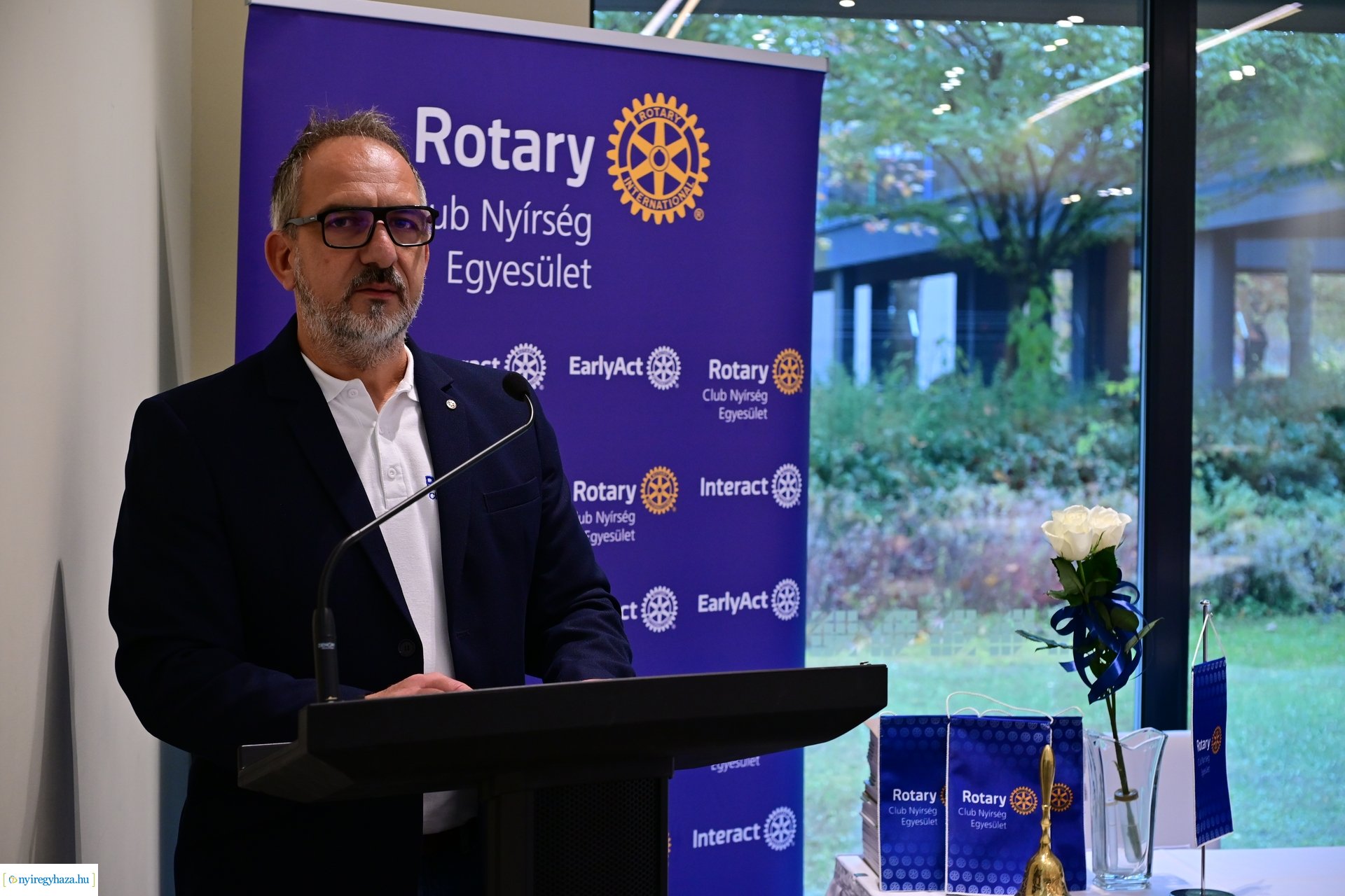 Defibrillátor a Rotary-tól 2024