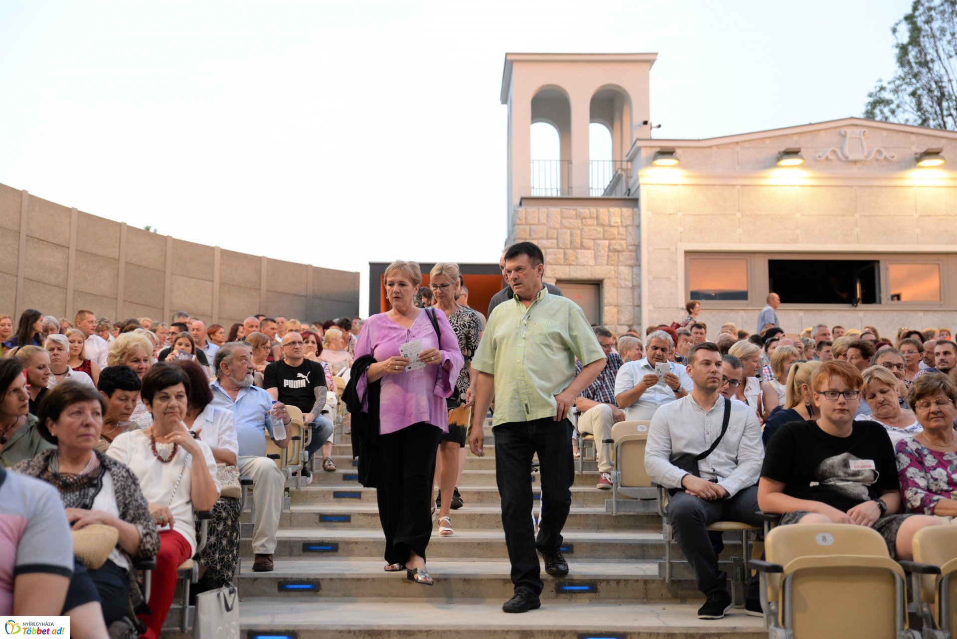 Delila premier a Rózsakert Szabatéri Színpadon