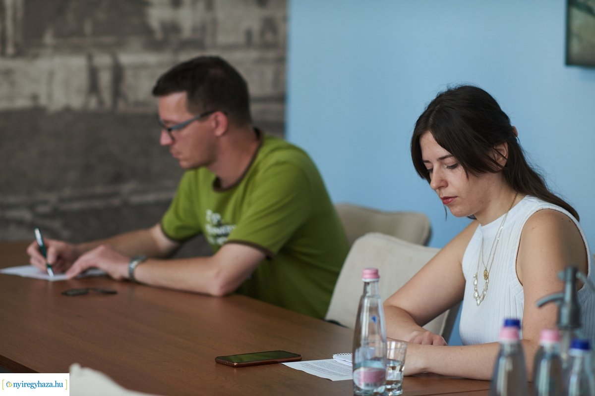 Diákmunka sajtótájékoztató a Kormányhivatalban