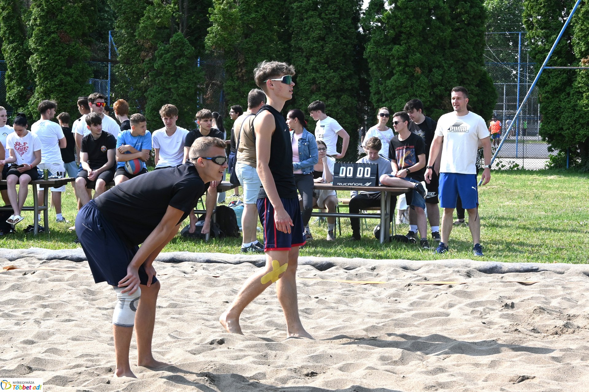 Diáknap, strandröplada pálya avatás az Inczédyben
