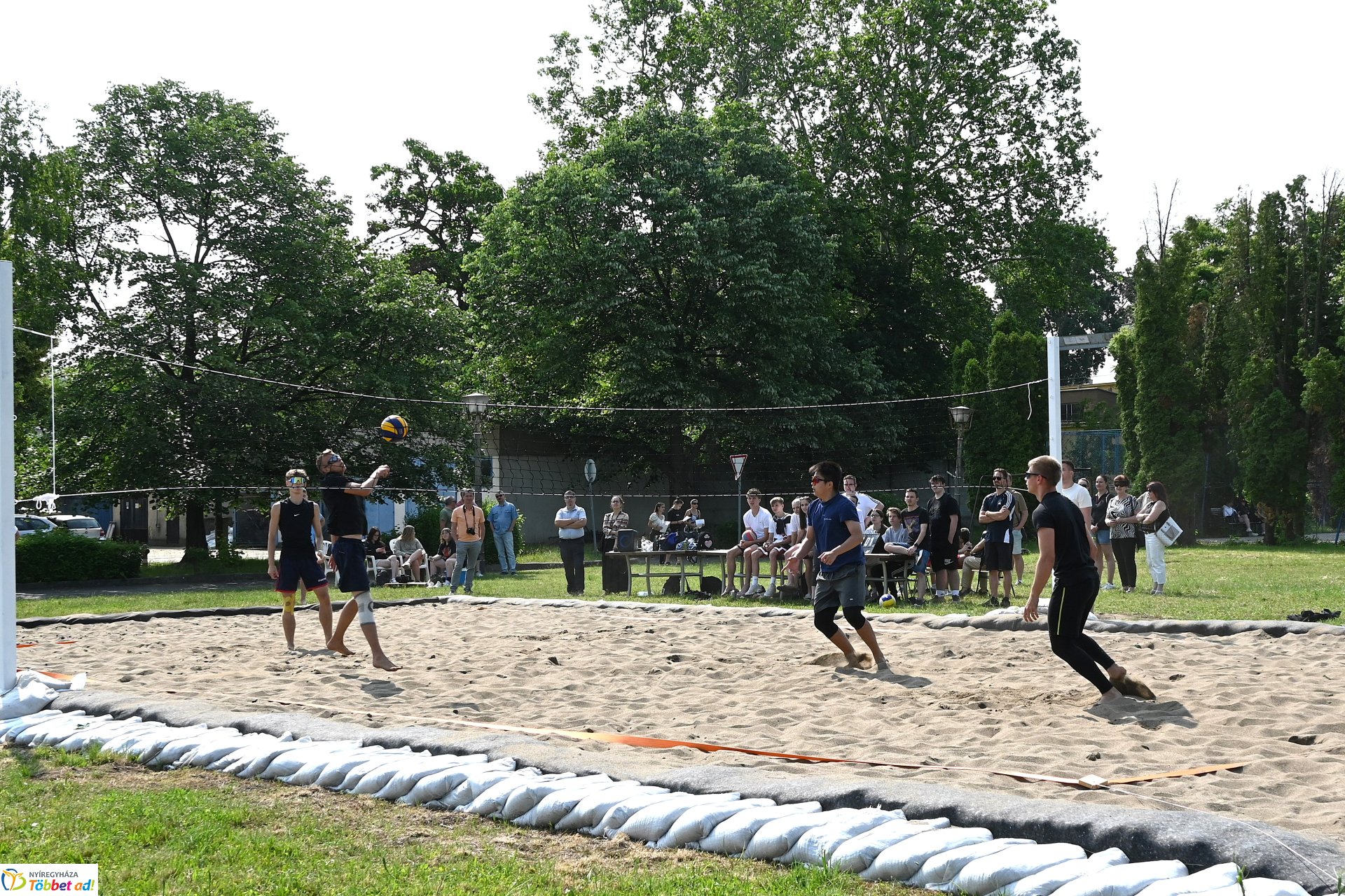 Diáknap, strandröplada pálya avatás az Inczédyben