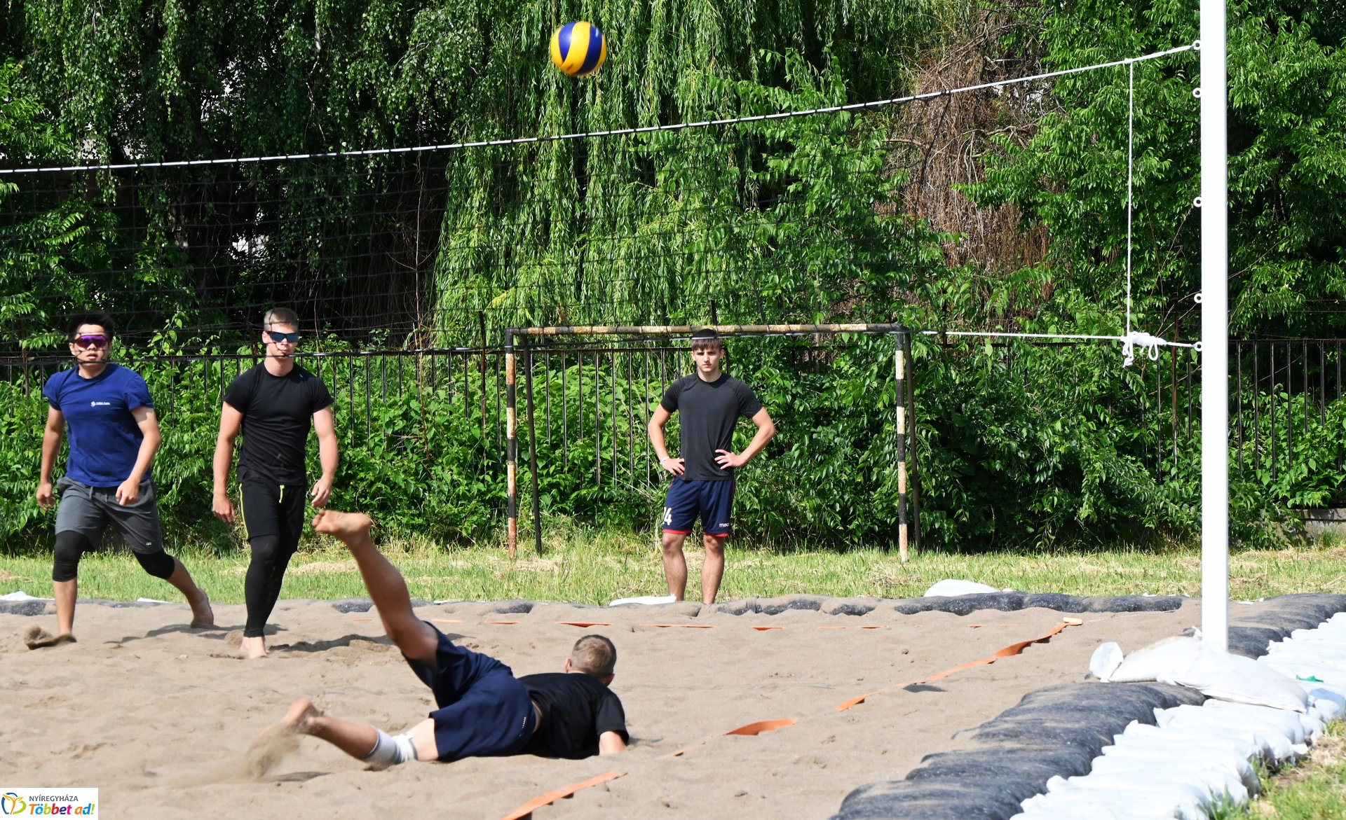 Diáknap, strandröplada pálya avatás az Inczédyben