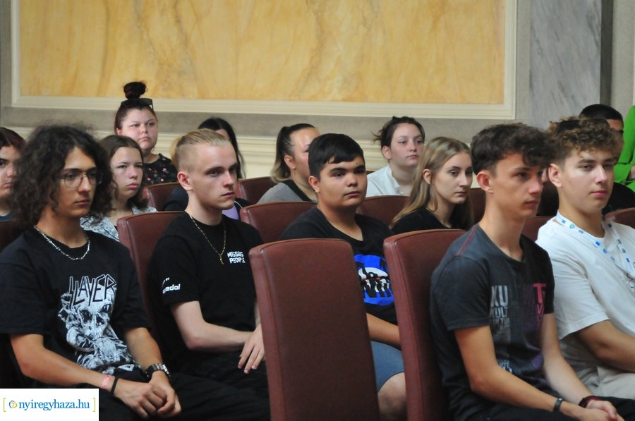 Diákok a Városházán 20230817