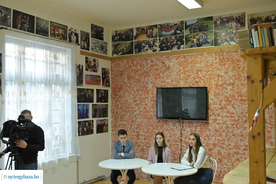 Diákönkormányzat programok - sajtótájékoztató