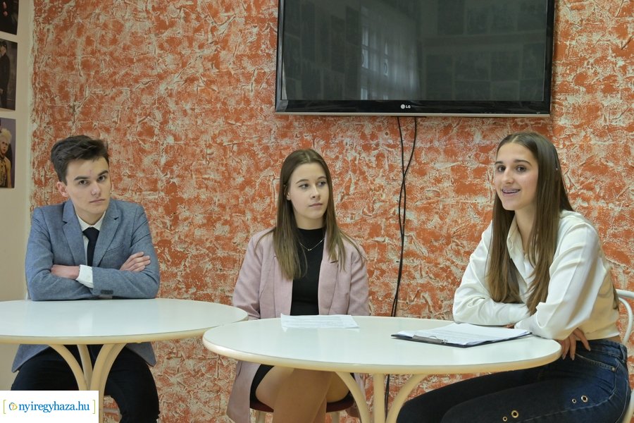 Diákönkormányzat programok - sajtótájékoztató