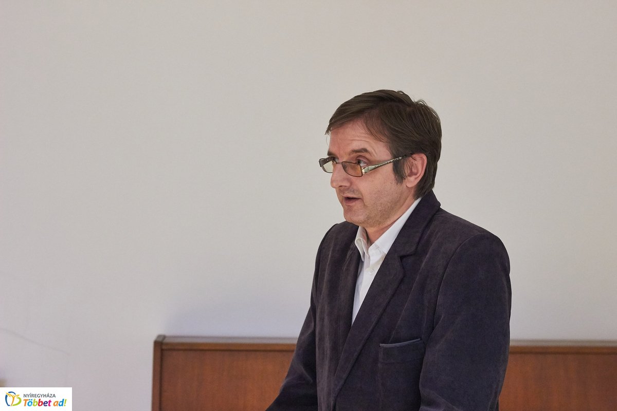 Digitális konferencia a múzeumban