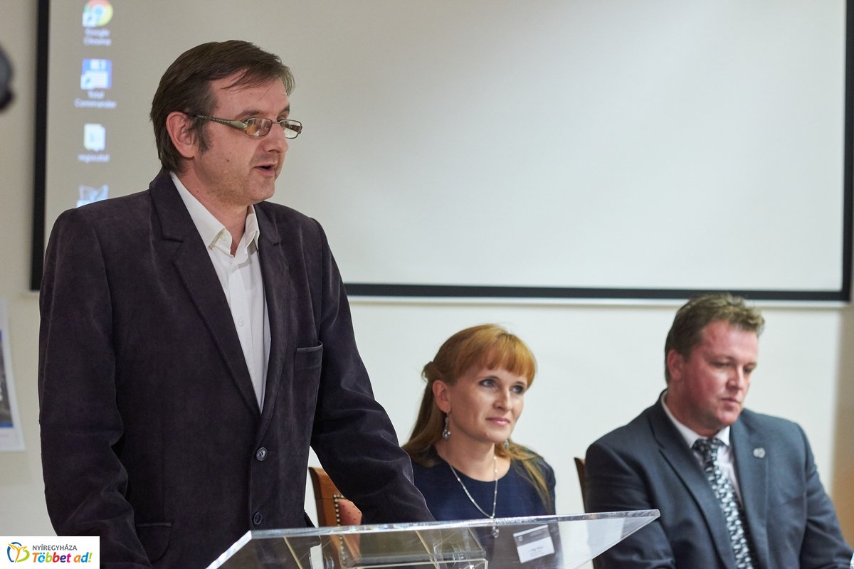 Digitális konferencia a múzeumban