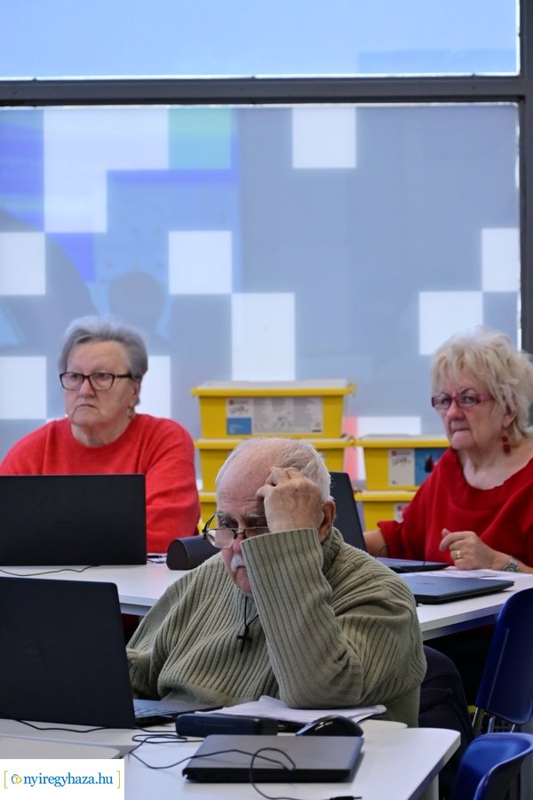 Digitális kortalanság Nyíregyházán