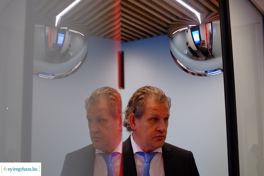 Digitális Zóna átadó a Nyíregyházi Egyetemen 20231123