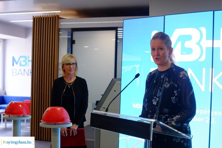 Digitális Zóna átadó a Nyíregyházi Egyetemen 20231123