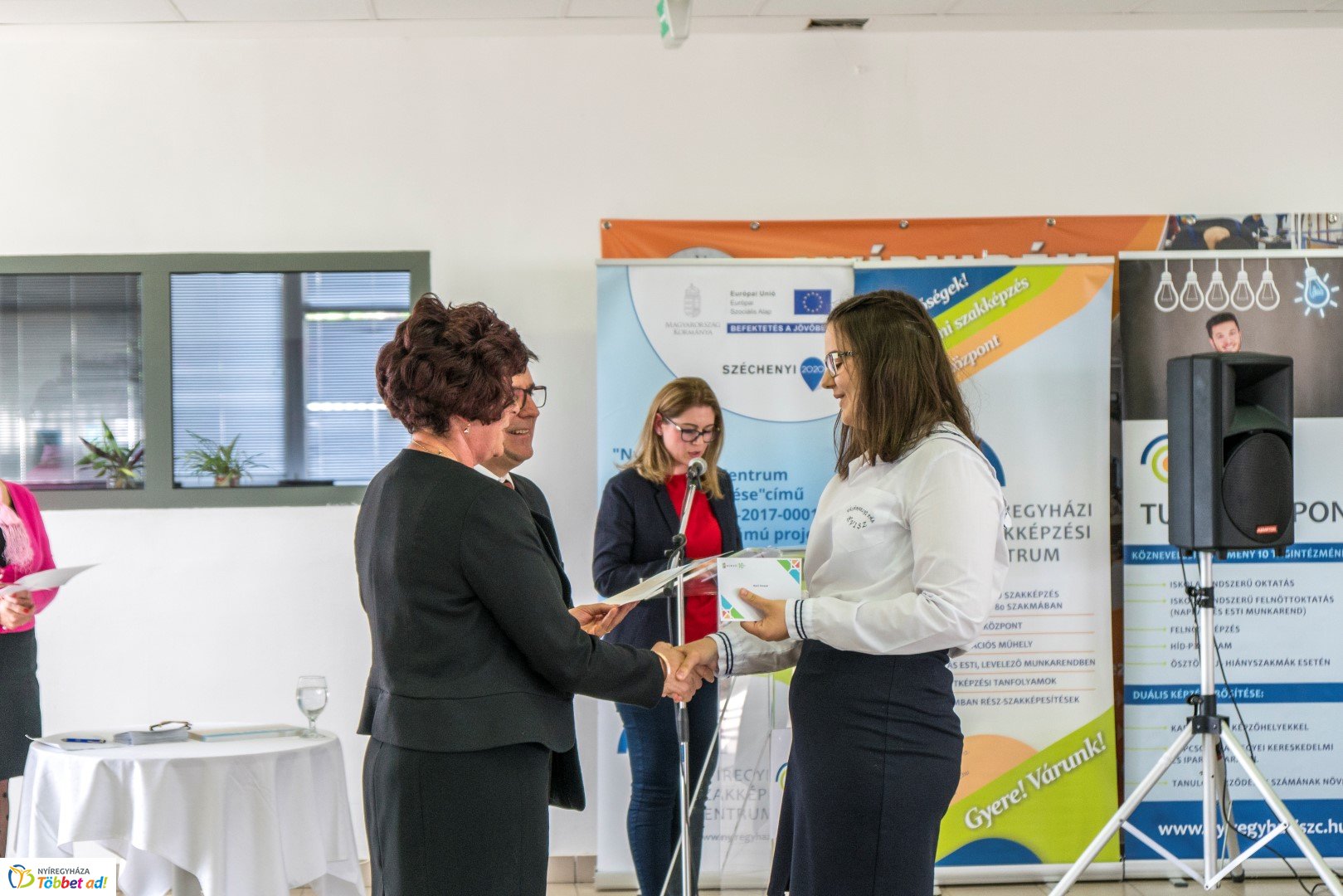 Díjátadó ünnepség a Szakképzési Centrumban