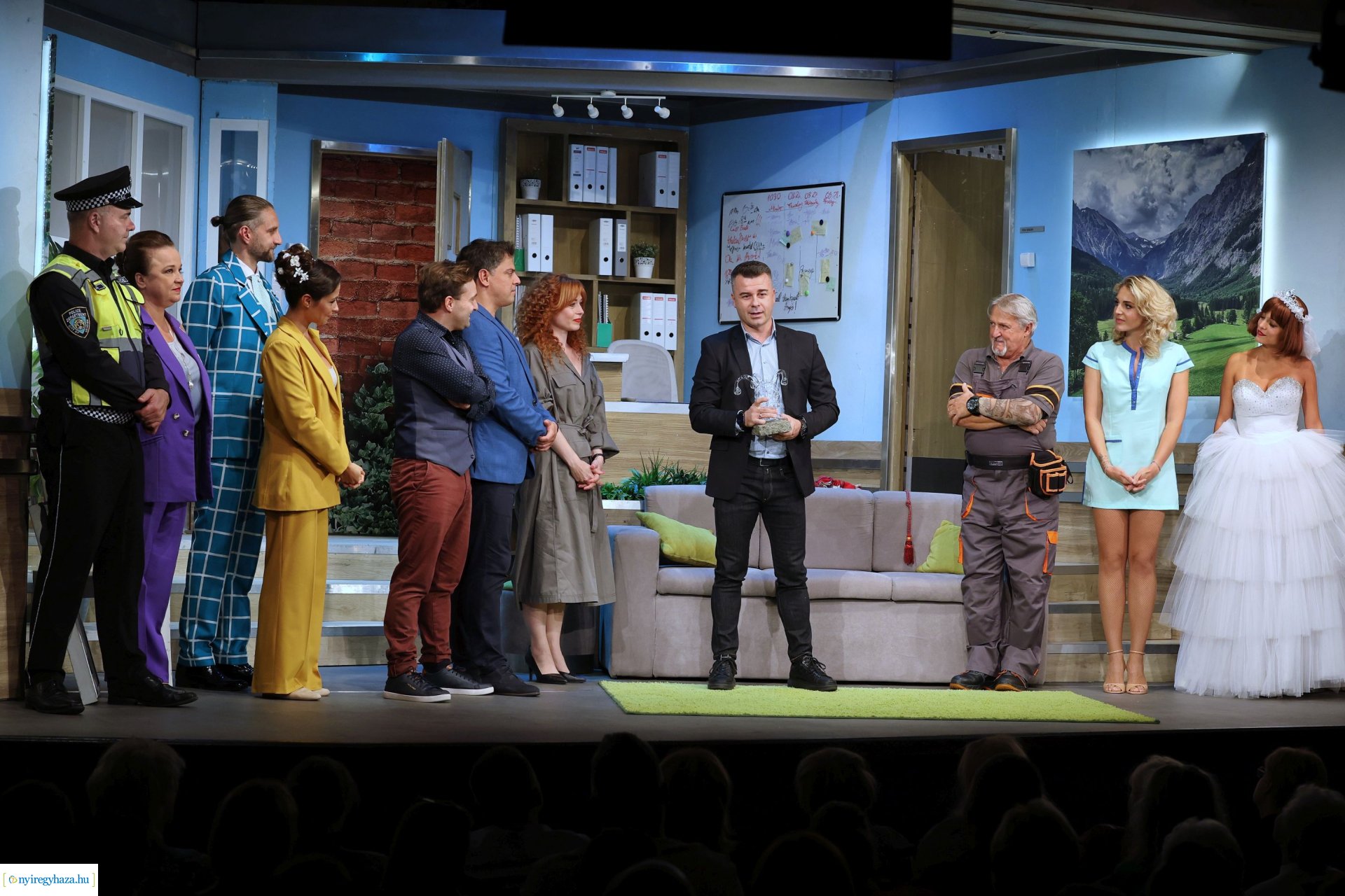 Díjeső az Aranylakodalomnak!