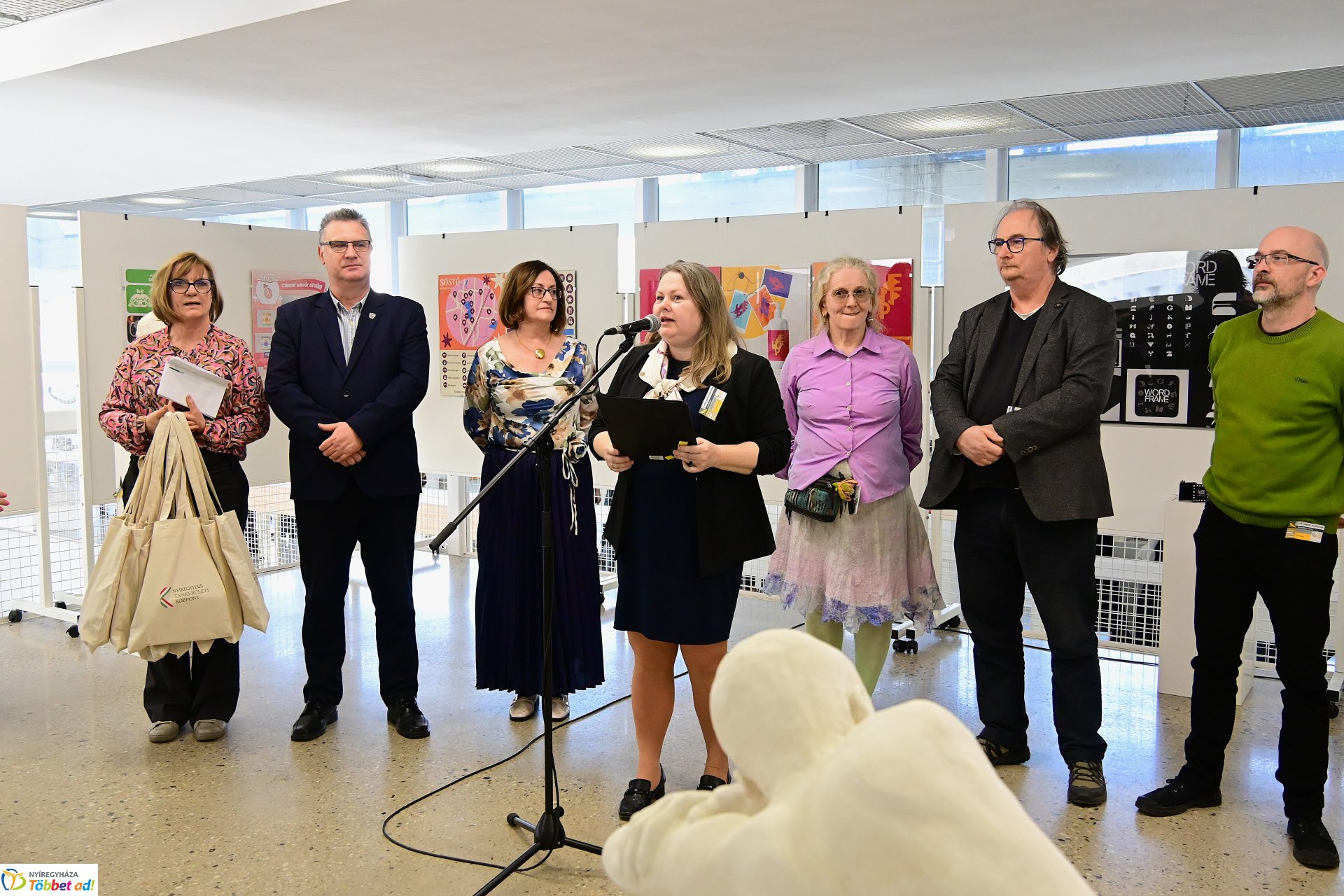 DIMENZIÓK - pályázati kiállítás a VMKK-ban