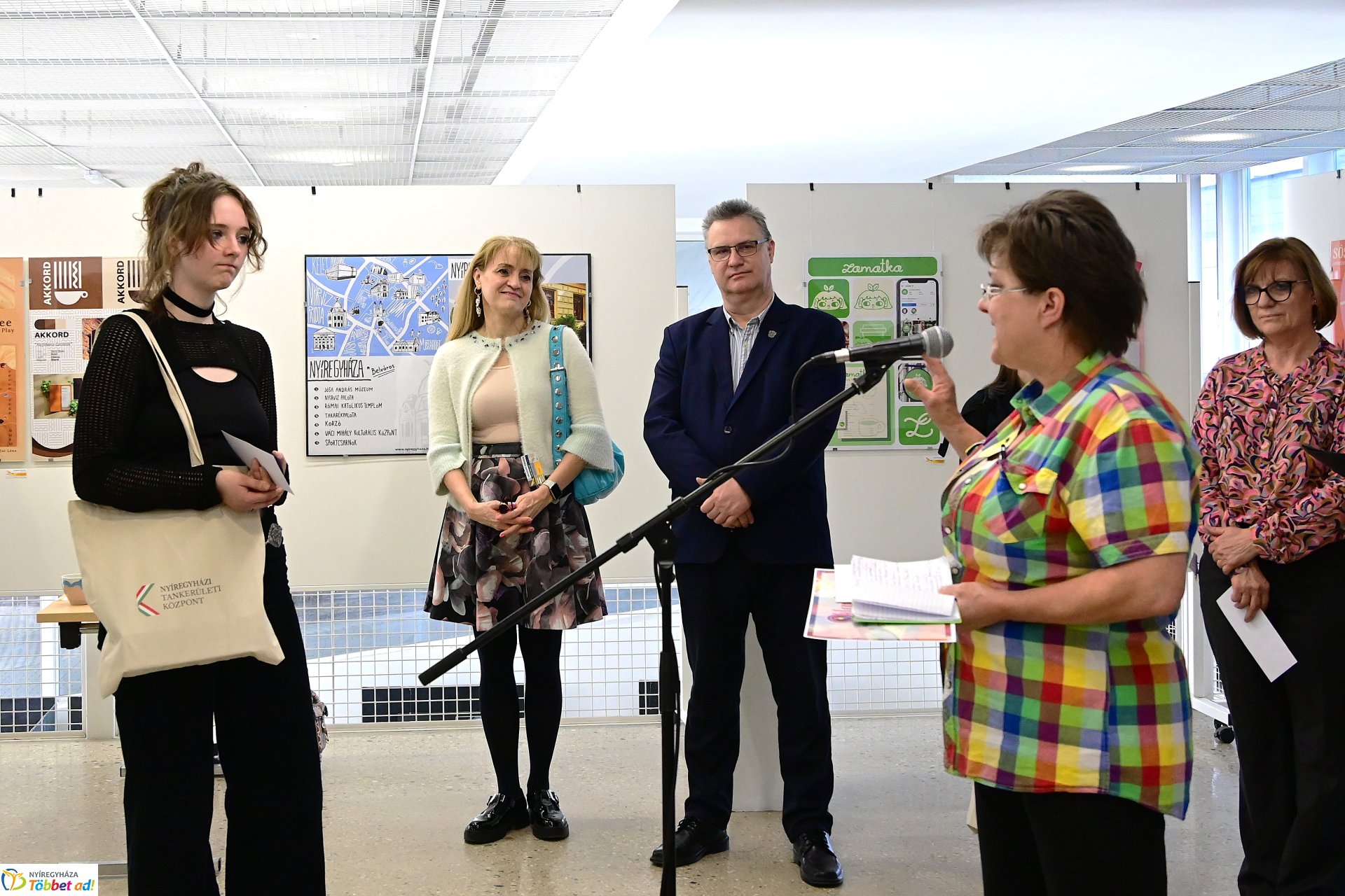 DIMENZIÓK - pályázati kiállítás a VMKK-ban