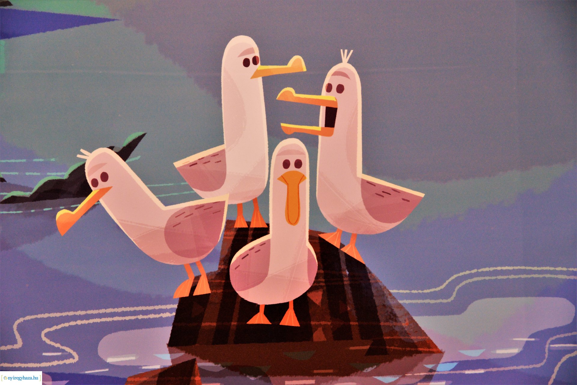 Disney figurák a Gyermekosztály falán