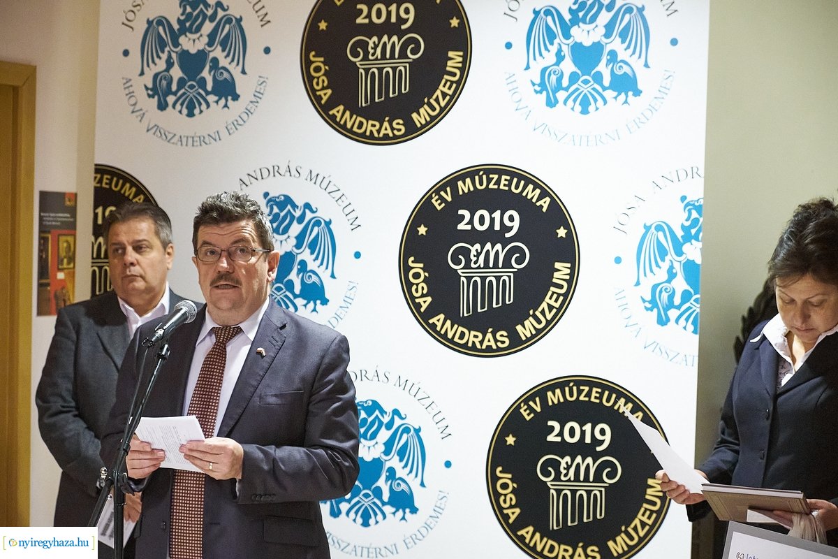 Díszes tojások a múzeumban