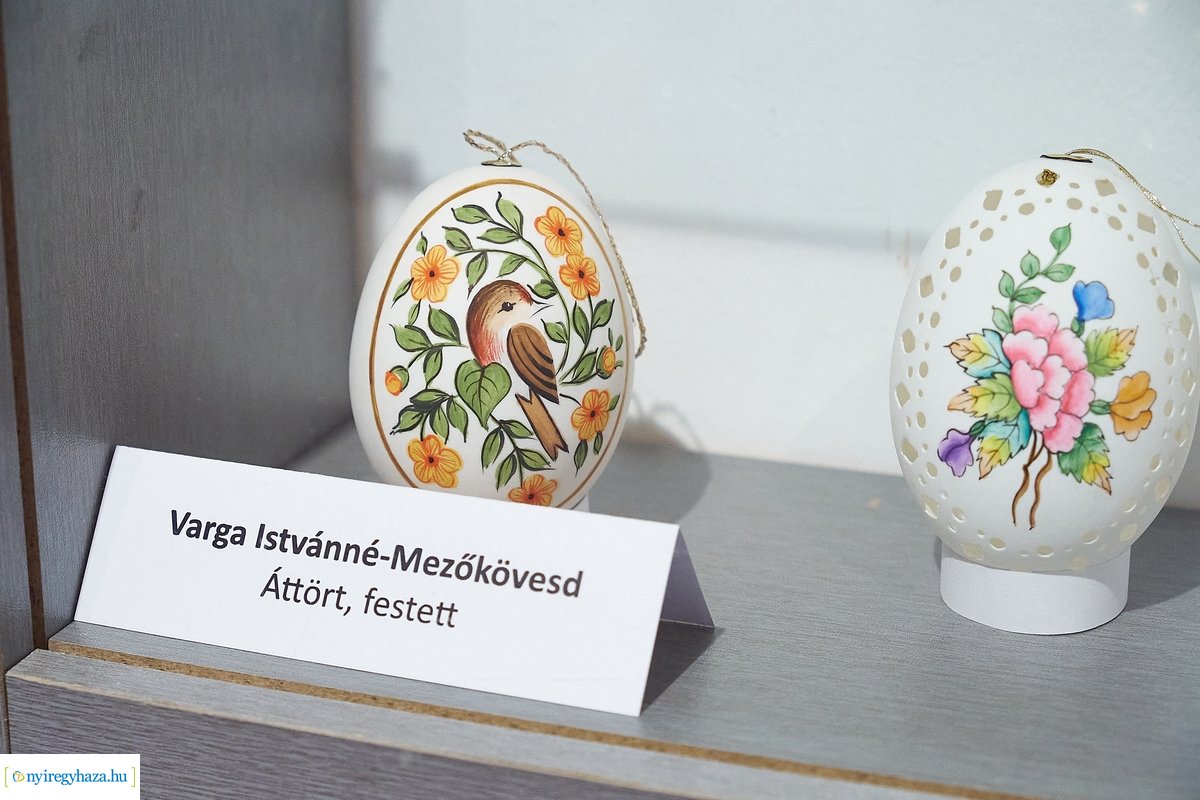 Díszes tojások a múzeumban