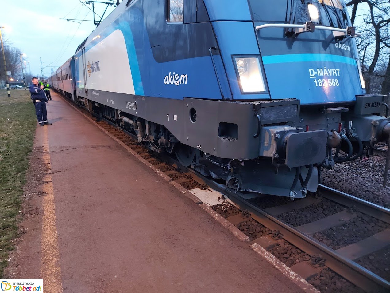 Diszkóból a sínek közé