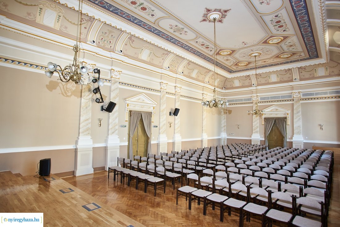 Díszterem átadó az evangélikus iskolában