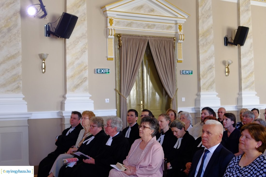 Díszterem átadó az evangélikus iskolában