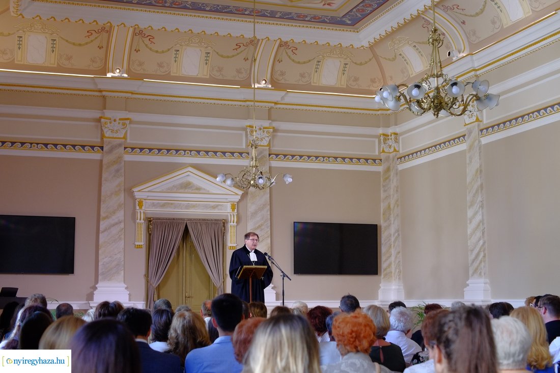 Díszterem átadó az evangélikus iskolában