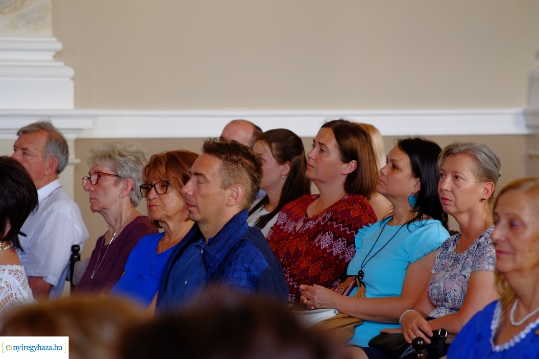 Díszterem átadó az evangélikus iskolában