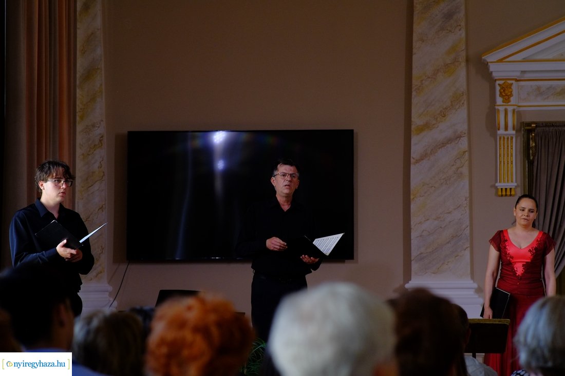 Díszterem átadó az evangélikus iskolában