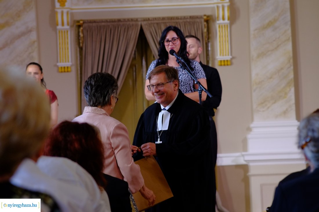 Díszterem átadó az evangélikus iskolában